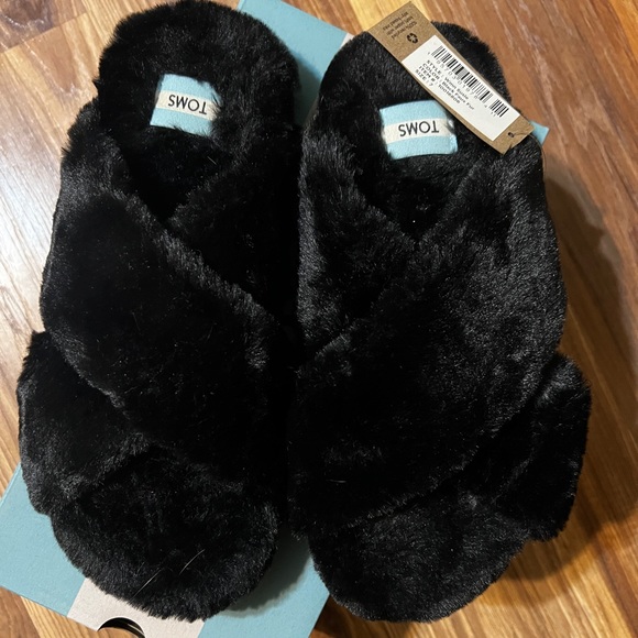 Toms Size 7 Susie Slipper - black - Picture 1 of 4